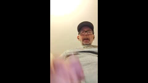 danny26063123 online show from April 19, 2026, 12:22 am