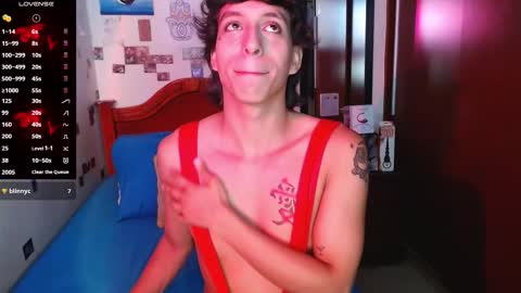 phantom555 online show from November 19, 2025, 7:03 pm