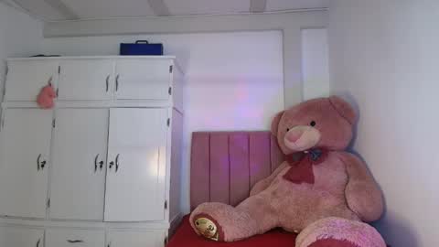 Snapshot of danny_cam1423 chatting on February 26, 2025, 12:25 pm danny_cam1423 online show from February 26, 2025, 12:25 pm