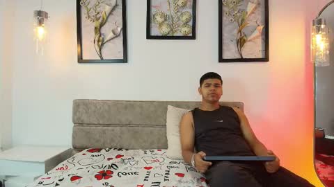 dannysamm online show from October 25, 2025, 11:51 am