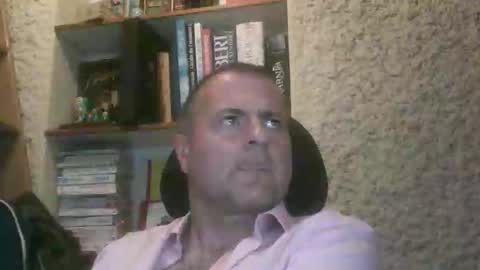 Snapshot of danparis91 chatting on November 2, 2025, 10:23 pm danparis91 online show from November 2, 2025, 10:23 pm