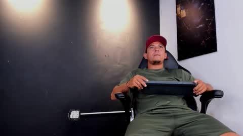 dante212_vibes online show from March 19, 2026, 9:02 am