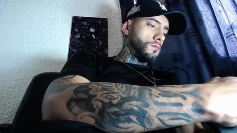 dante_d_angelo_ online show from September 11, 2025, 7:47 pm