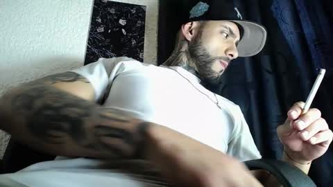 dante_d_angelo_ online show from October 28, 2025, 10:23 pm