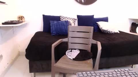 Dante Hell online show from November 27, 2025, 7:10 am