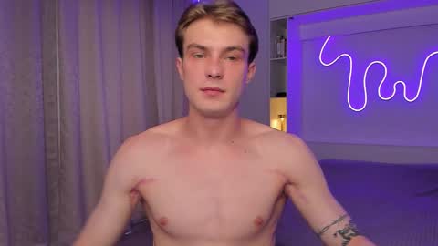 Dante and Ray online show from November 12, 2025, 1:22 pm