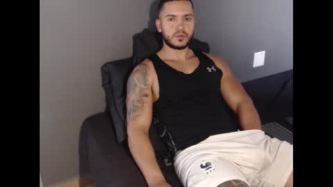 dantebrown1 online show from March 5, 2026, 2:02 pm