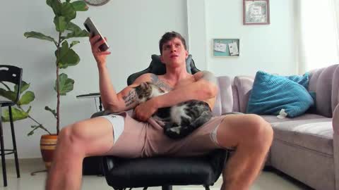 Dante online show from December 18, 2025, 6:47 pm