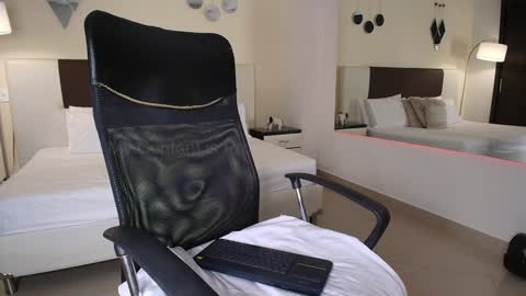 Dante online show from February 1, 2025, 4:11 pm