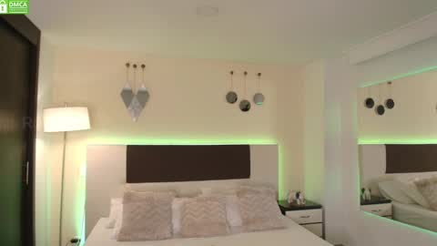 Dante online show from March 5, 2025, 5:29 pm