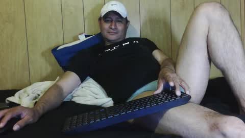 dantehot82 online show from November 19, 2025, 12:10 am