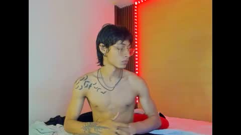 Snapshot of dantelord_ chatting on March 10, 2025, 12:40 am dantelord_ online show from March 10, 2025, 12:40 am