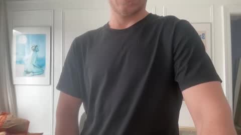 Snapshot of danteslife chatting on October 8, 2025, 5:43 pm Dante online show from October 8, 2025, 5:43 pm