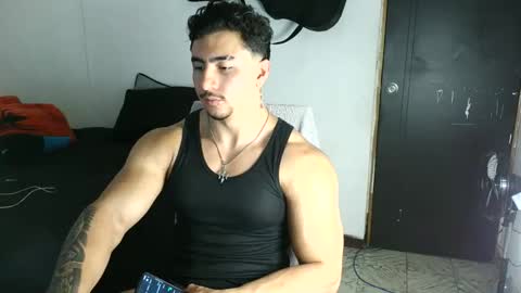 Snapshot of dantevicius chatting on October 23, 2025, 10:41 pm Dante Vicius online show from October 23, 2025, 10:41 pm