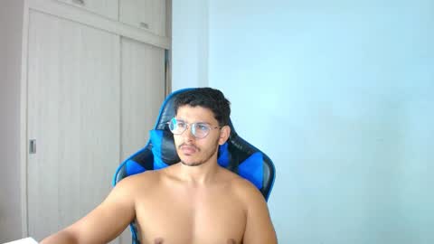 Snapshot of dantraxx chatting on September 20, 2025, 6:53 pm Dantraxx online show from September 20, 2025, 6:53 pm