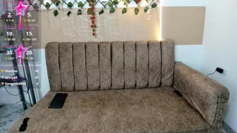 dany_foxy online show from September 24, 2025, 1:20 am