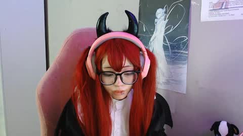 danyelleeyermann online show from April 21, 2026, 1:06 pm