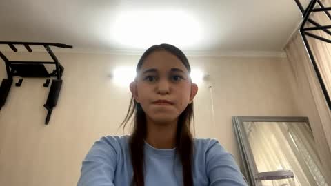 Elisa online show from May 27, 2026, 1:30 pm