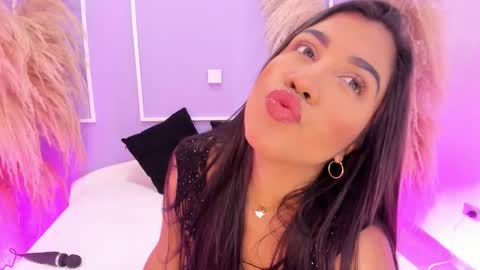 Dany online show from November 1, 2025, 7:38 pm