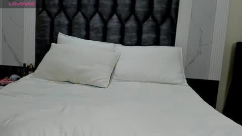 daphaineex online show from October 11, 2025, 12:10 am