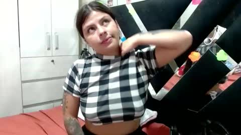 daphne877046 online show from May 27, 2026, 1:02 am