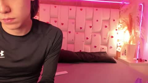 daphne_and_roger online show from February 17, 2026, 10:56 am