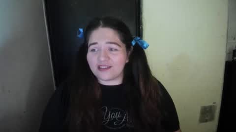 Snapshot of daphnegirlsexxy chatting on March 13, 2026, 3:35 am daphnegirlsexxy online show from March 13, 2026, 3:35 am