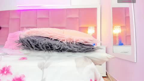 Daphne online show from December 3, 2024, 12:35 am