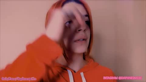 Daphne online show from November 24, 2025, 11:32 am