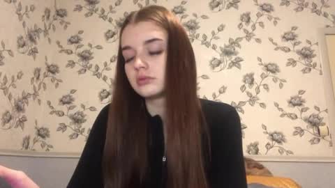 Emilia online show from May 6, 2026, 7:08 pm