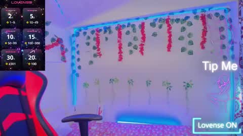 Daphne online show from February 4, 2025, 3:04 pm