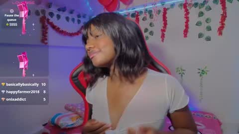 Daphne online show from March 4, 2025, 2:10 pm