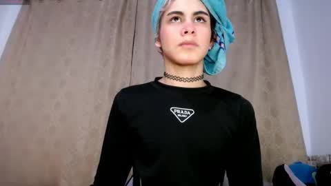 DARA online show from April 13, 2026, 10:59 pm