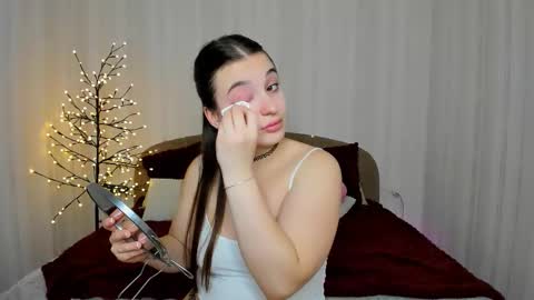daria_de_luxe online show from November 30, 2025, 7:07 pm