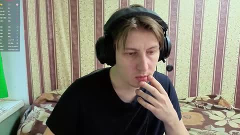 darienlarge online show from December 17, 2025, 10:32 am