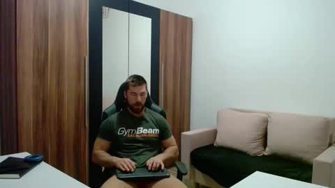 darius_94 online show from February 15, 2026, 5:37 am