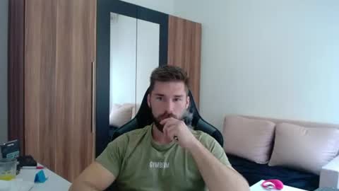 darius_94 online show from July 20, 2026, 10:39 am