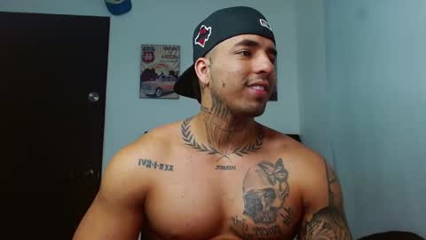 Darius Phoenix  online show from October 3, 2025, 9:12 pm