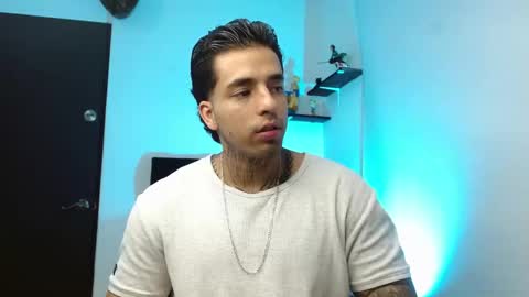 Darius Phoenix  online show from January 14, 2026, 9:20 pm