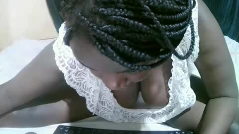 Snapshot of dark_anggel chatting on September 29, 2025, 10:42 am dark_anggel online show from September 29, 2025, 10:42 am