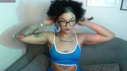 dark_flama online show from February 12, 2026, 11:44 pm