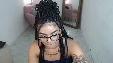 dark_flama online show from April 16, 2026, 12:33 am