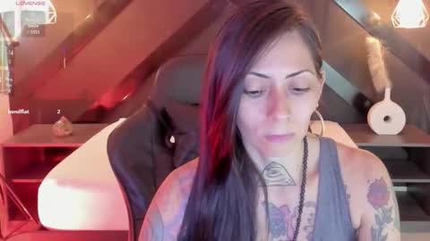 M I K A E L A online show from February 6, 2026, 7:06 pm