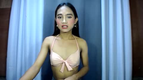 LIANNA online show from April 9, 2026, 2:22 am