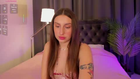 Snapshot of dark_jerry chatting on May 12, 2026, 8:28 pm Celine online show from May 12, 2026, 8:28 pm