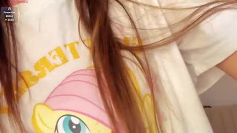 Snapshot of dark_jerry chatting on May 13, 2026, 2:03 pm Celine online show from May 13, 2026, 2:03 pm