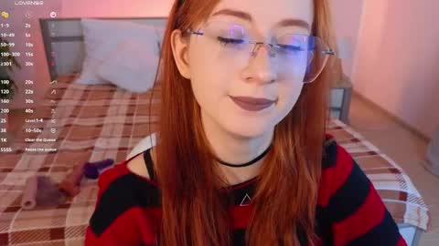 Snapshot of dark_lola_ chatting on May 1, 2026, 1:32 am Lola online show from May 1, 2026, 1:32 am