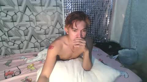 dark_lustxox online show from March 18, 2026, 4:21 pm