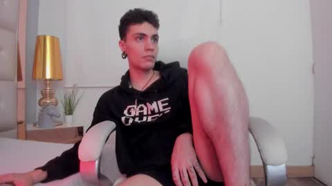 Snapshot of dark_sun333 chatting on November 9, 2025, 12:31 am dark_sun333 online show from November 9, 2025, 12:31 am