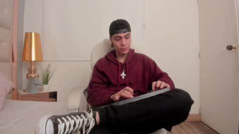 Snapshot of dark_sun333 chatting on November 16, 2025, 8:58 pm dark_sun333 online show from November 16, 2025, 8:58 pm